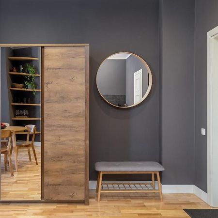 Romantic And Spacious Apartment In Riga Old Town מראה חיצוני תמונה
